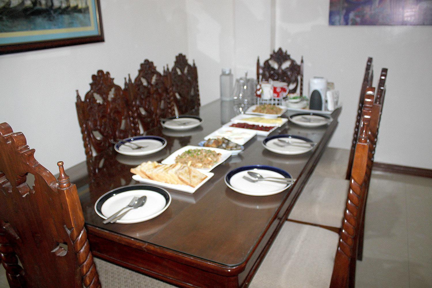 Leizel'S Bed & Breakfast Palompon エクステリア 写真